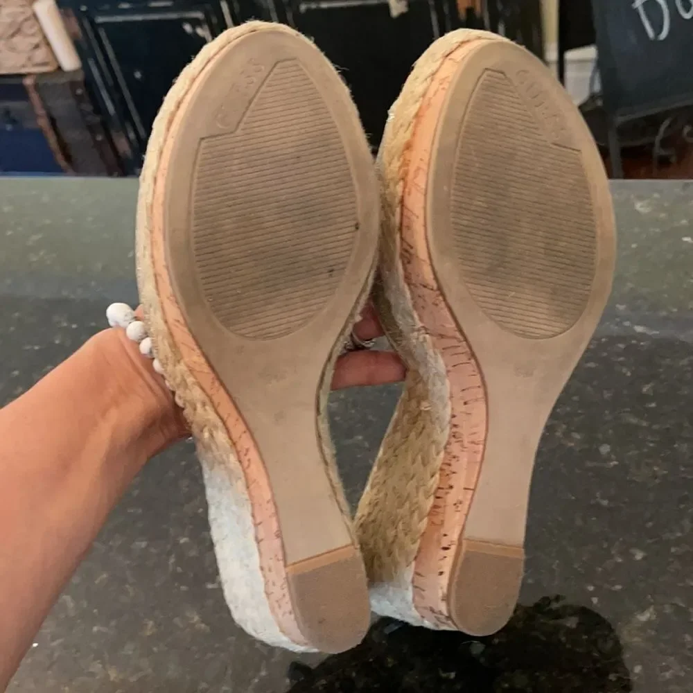 GUESS 9.5 Cork Jute Espadrilles EUC